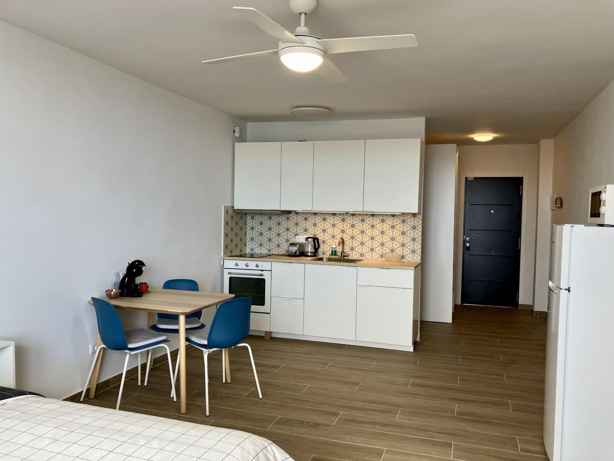 Costa Adeje - Modern Apartment With Terrace Views Of Ocean & Sunset Costa Adeje (Tenerife) Exterior foto